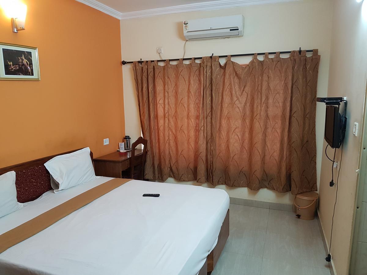 Hotel The Samrat 特里凡得琅 外观 照片