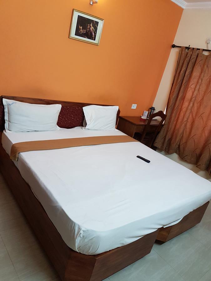 Hotel The Samrat 特里凡得琅 外观 照片