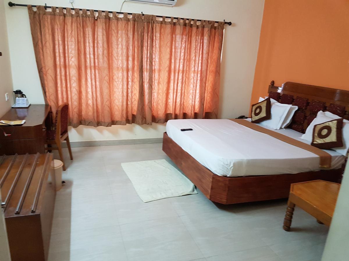 Hotel The Samrat 特里凡得琅 外观 照片