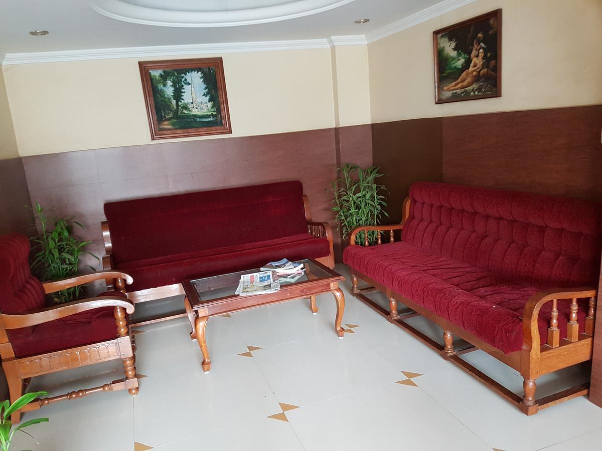 Hotel The Samrat 特里凡得琅 外观 照片